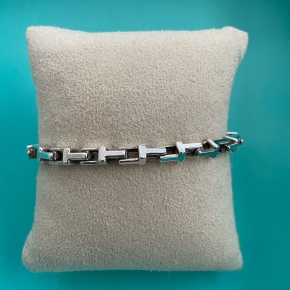 Tiffany & Co T link‎ Bracelet - Picture 1 of 12